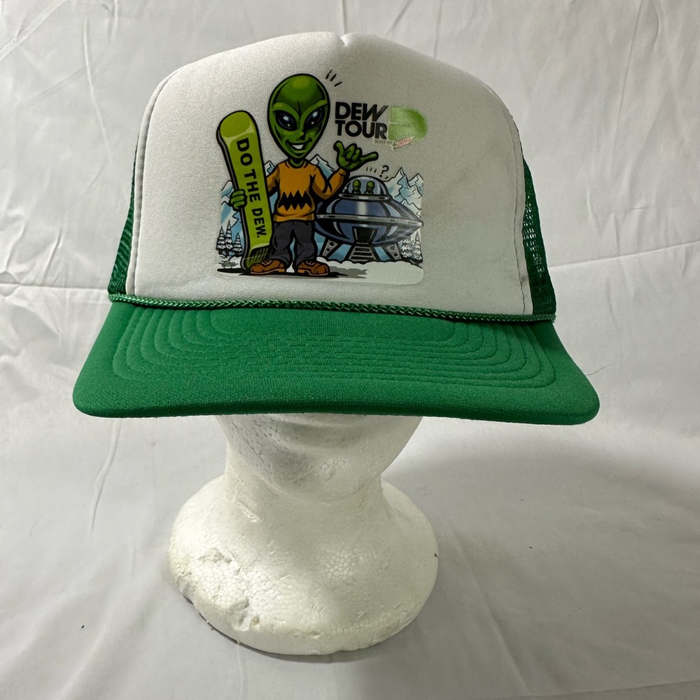 Dew Tour Trucker Hat Alien Snowboarding Jimbo Phillips osfm Mountain Dew
